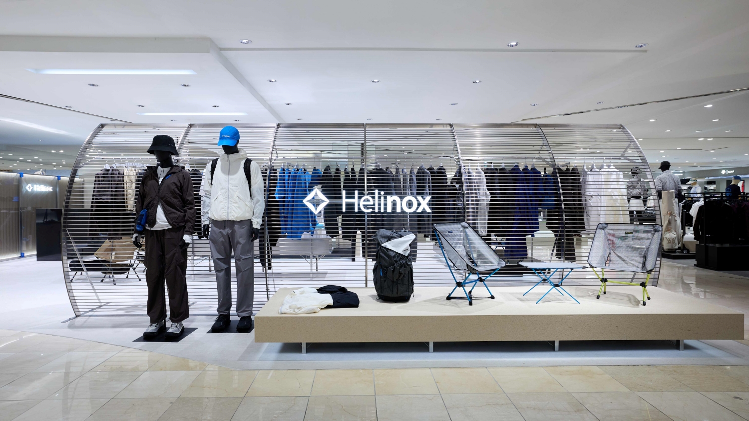 헬리녹스웨어, 첫 단독 오프라인 매장 오픈... 빅3 주요점 입점 27-Image